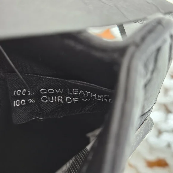 NWT Marc by Marc Jacobs Black Leather Quilted Wallet - Picture 8 of 9